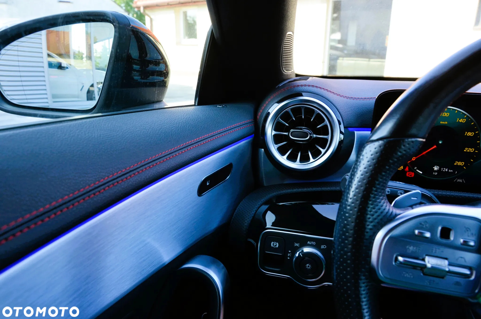 Mercedes-Benz CLA 200 d 4-Matic AMG Line 8G-DCT - 34