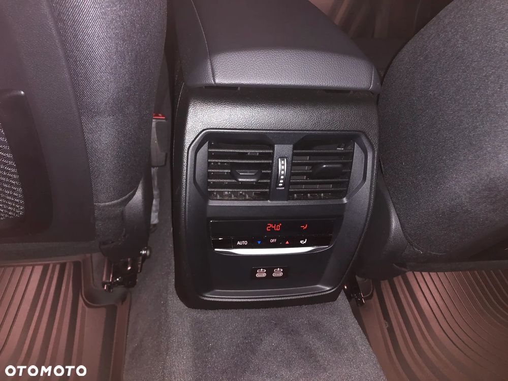 BMW Seria 3 318d MHEV Advantage - 23