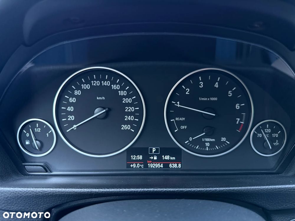 BMW Seria 3 318i Advantage - 19