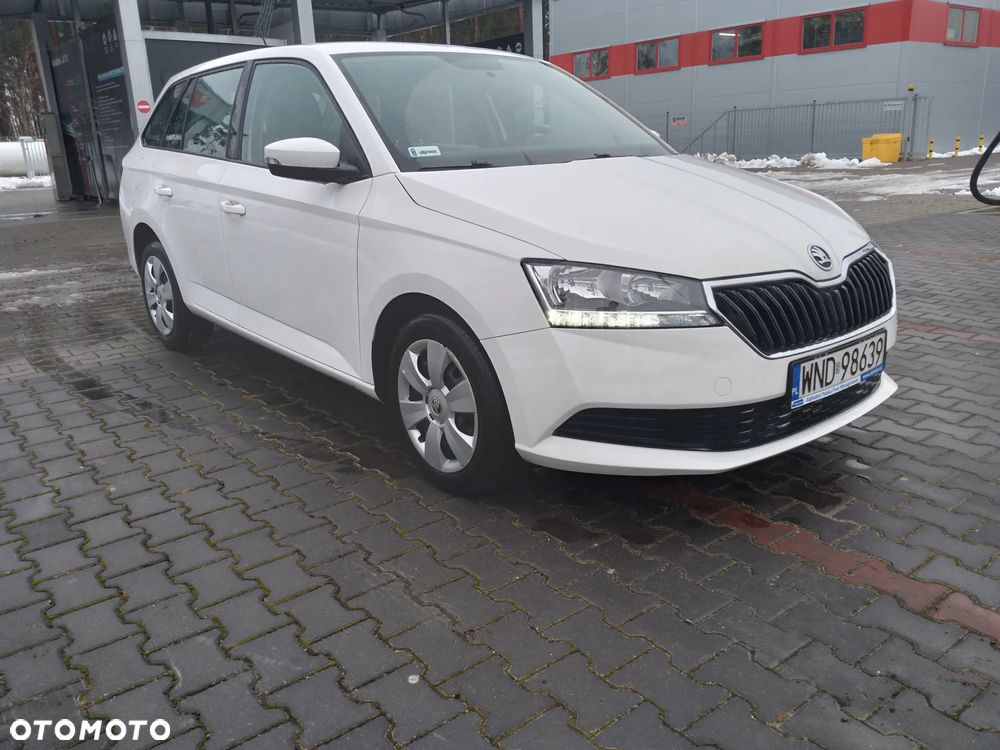 Skoda Fabia 1.0 TSI Ambition - 2