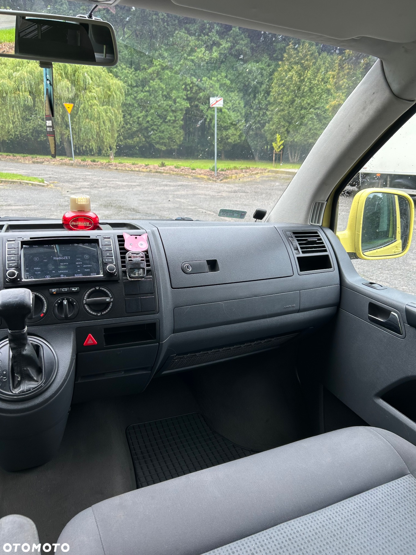 Volkswagen Multivan - 8