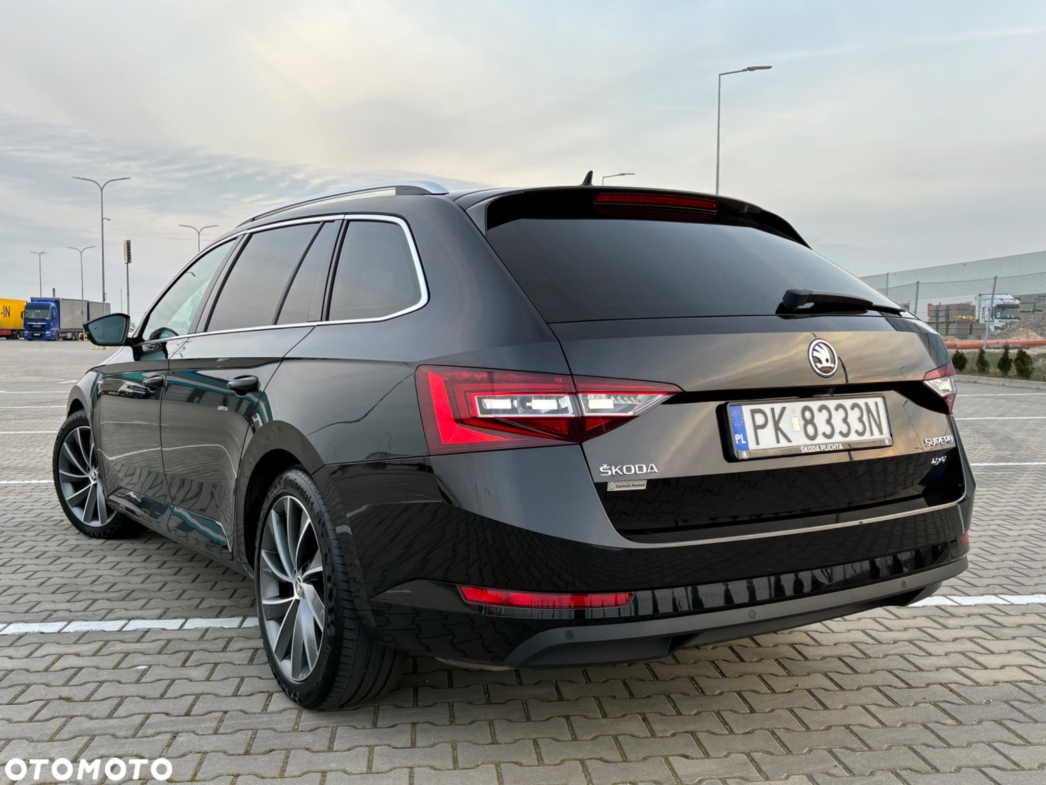 Skoda Superb 2.0 TDI SCR 4x4 L&K DSG - 5