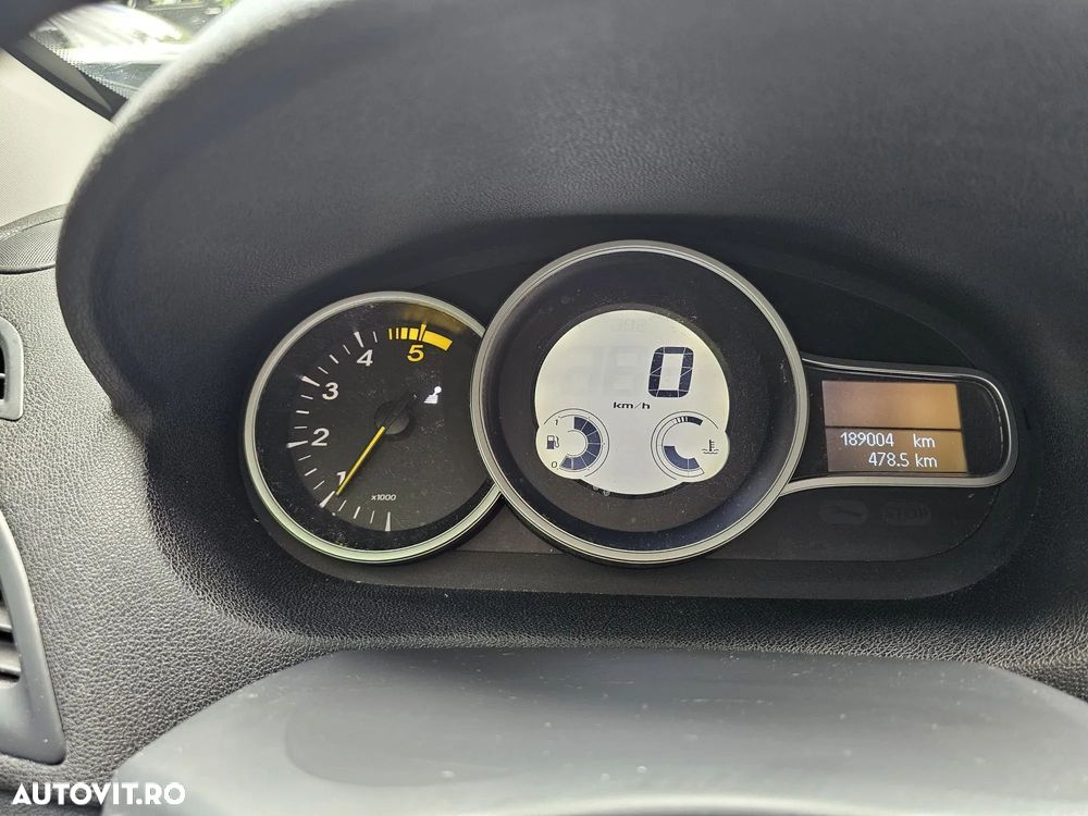 Renault Megane 1.5 dCi Dynamique - 7