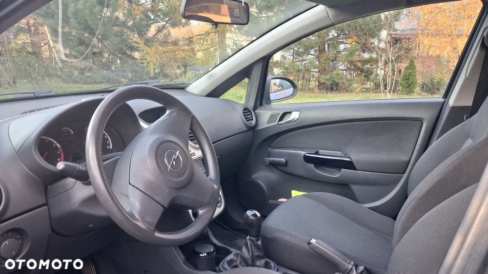 Opel Corsa - 3