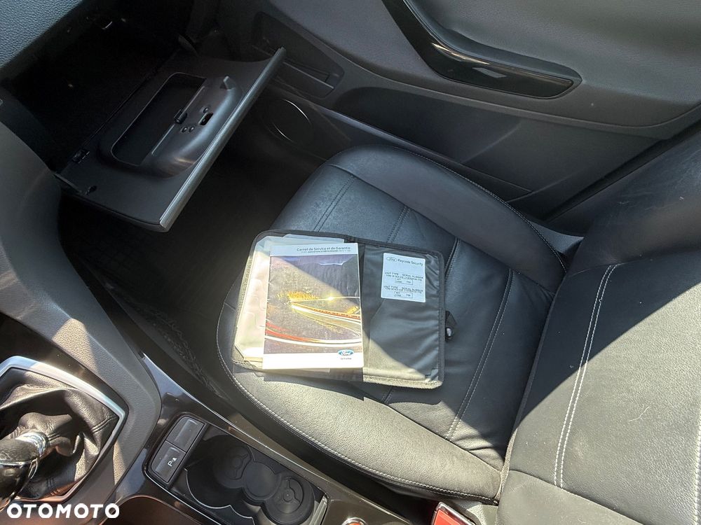 Ford Kuga 2.0 TDCi 4WD Titanium Plus - 29