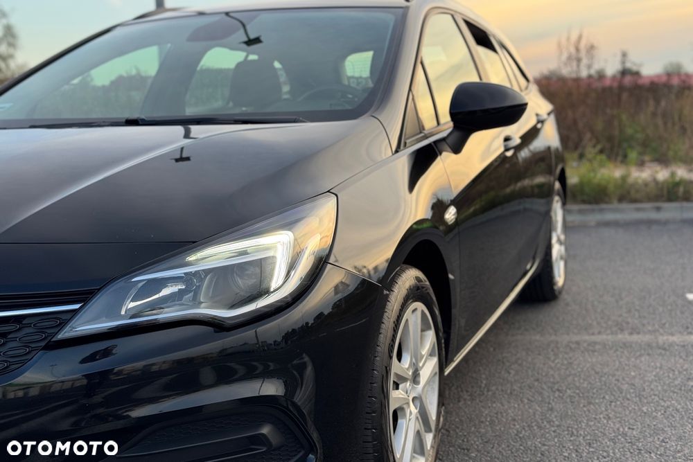 Opel Astra V 1.2 T Edition S&S - 10