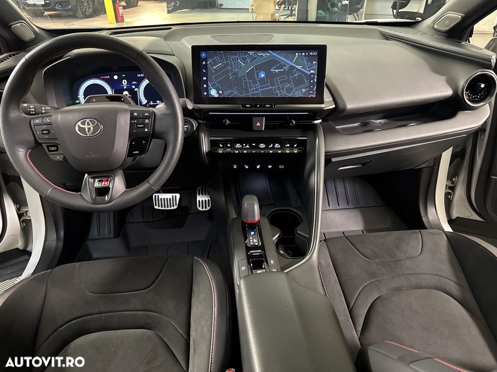 Toyota C-HR - 10