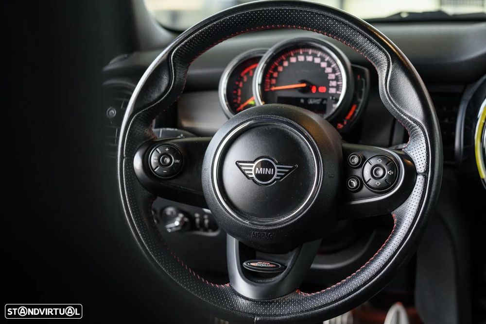 MINI 3 Portas Cooper D - 39