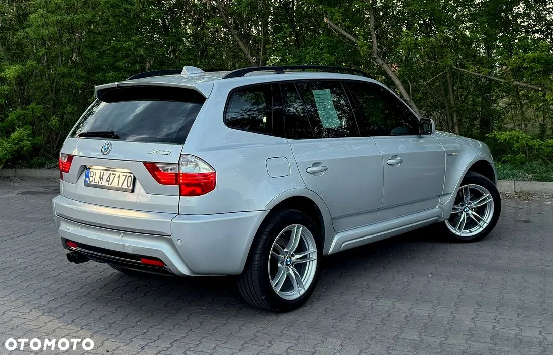 BMW X3 3.0si - 8