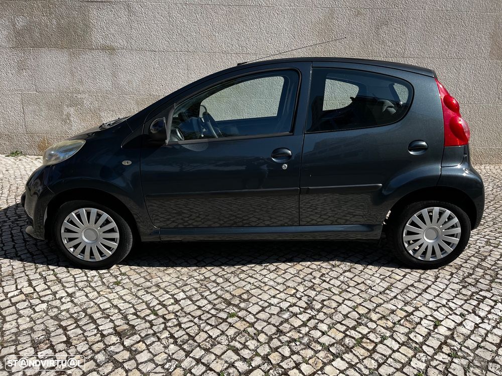Peugeot 107 1.0 Trendy 2 Tronic - 12