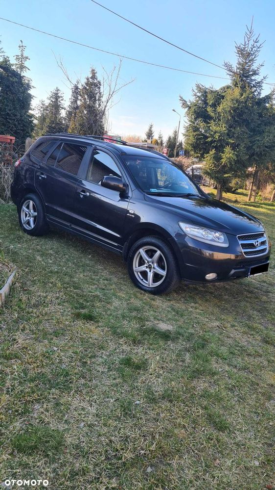 Hyundai Santa Fe - 3