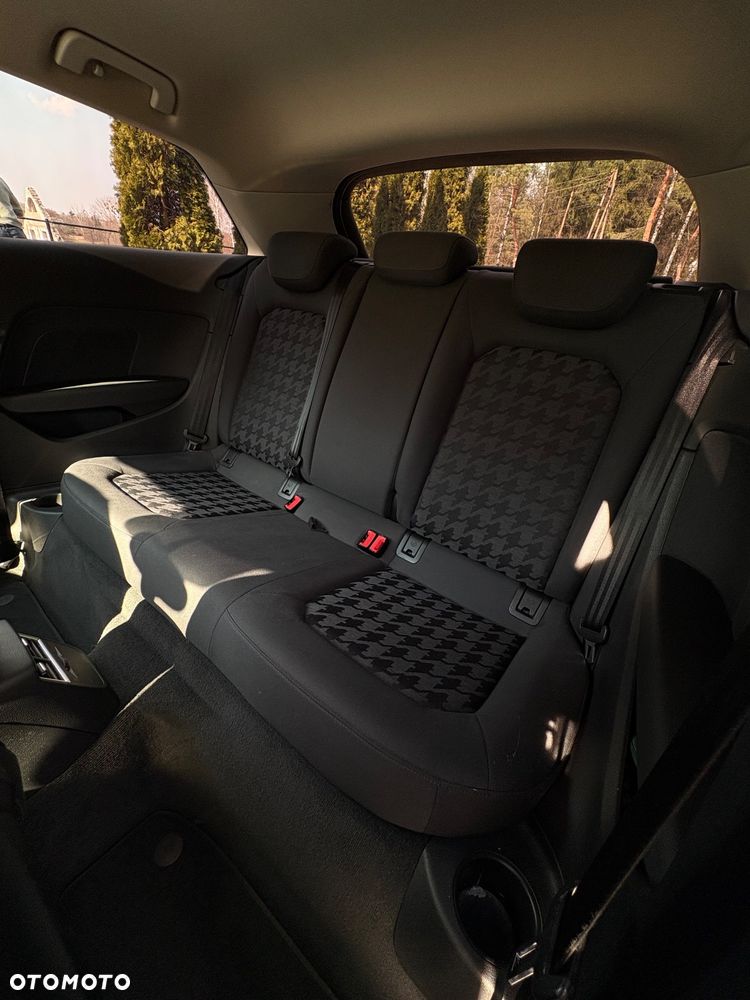 Audi A3 3-drzwiowe 1.6 TDI (clean diesel) Attraction - 13