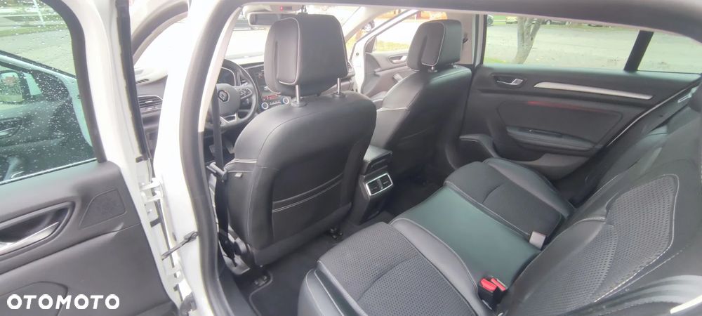 Renault Megane ENERGY TCe 130 Start & Stop Bose Edition - 22