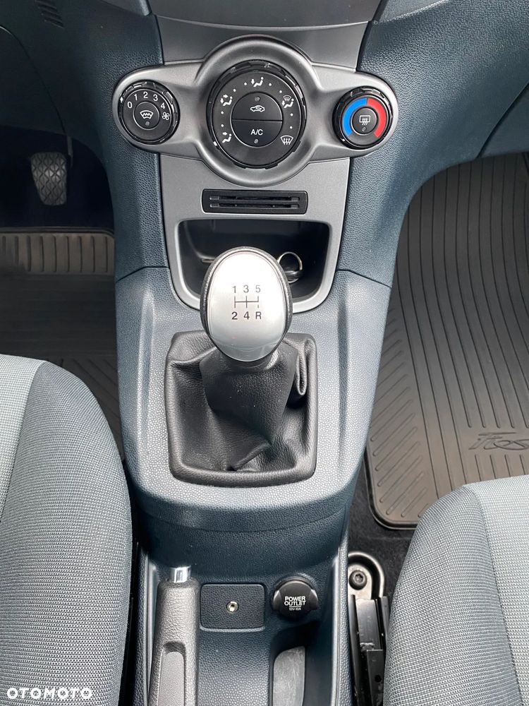 Ford Fiesta 1.25 Ambiente - 14