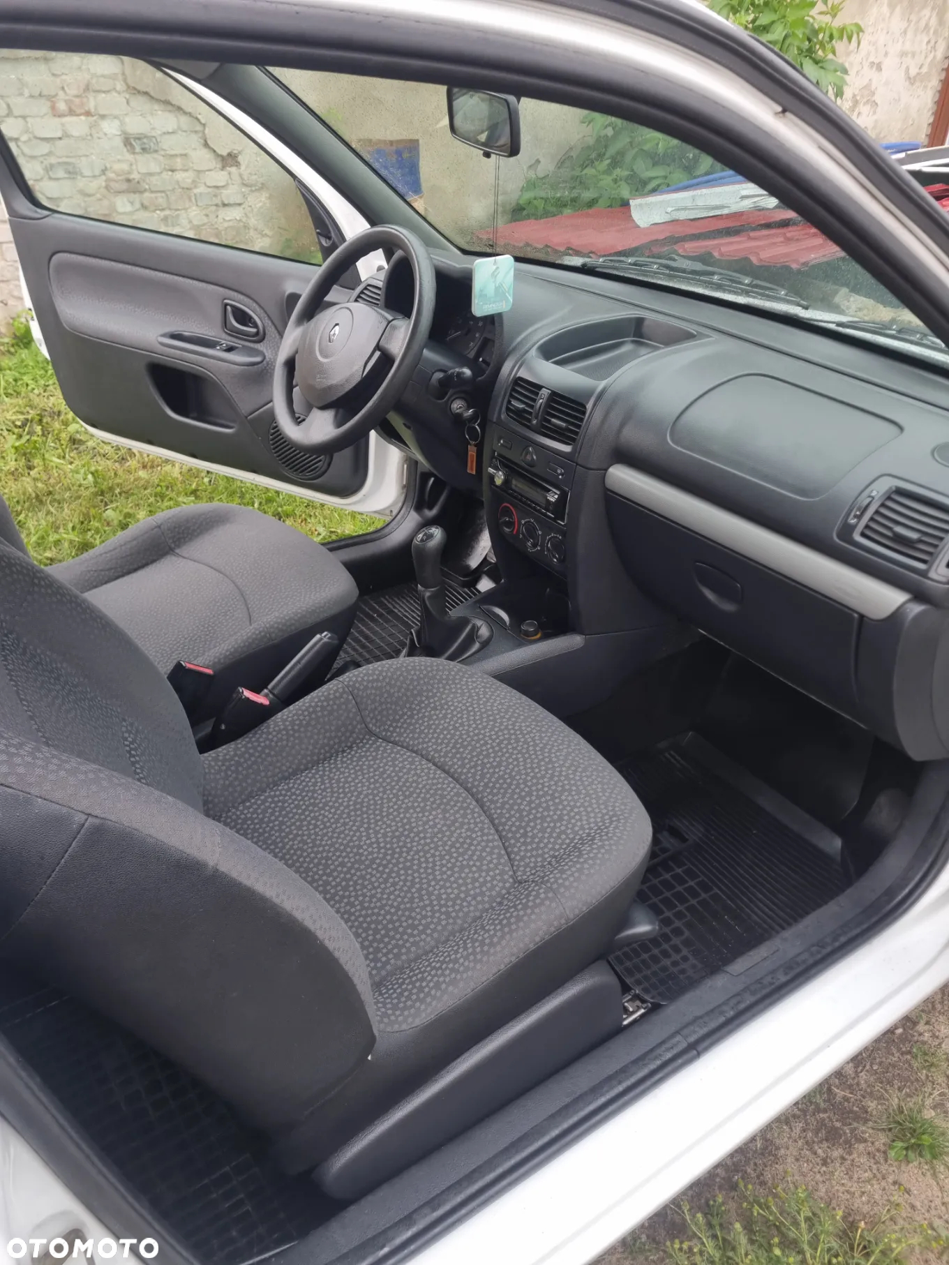 Renault Clio 1.5 dCi Expression - 10