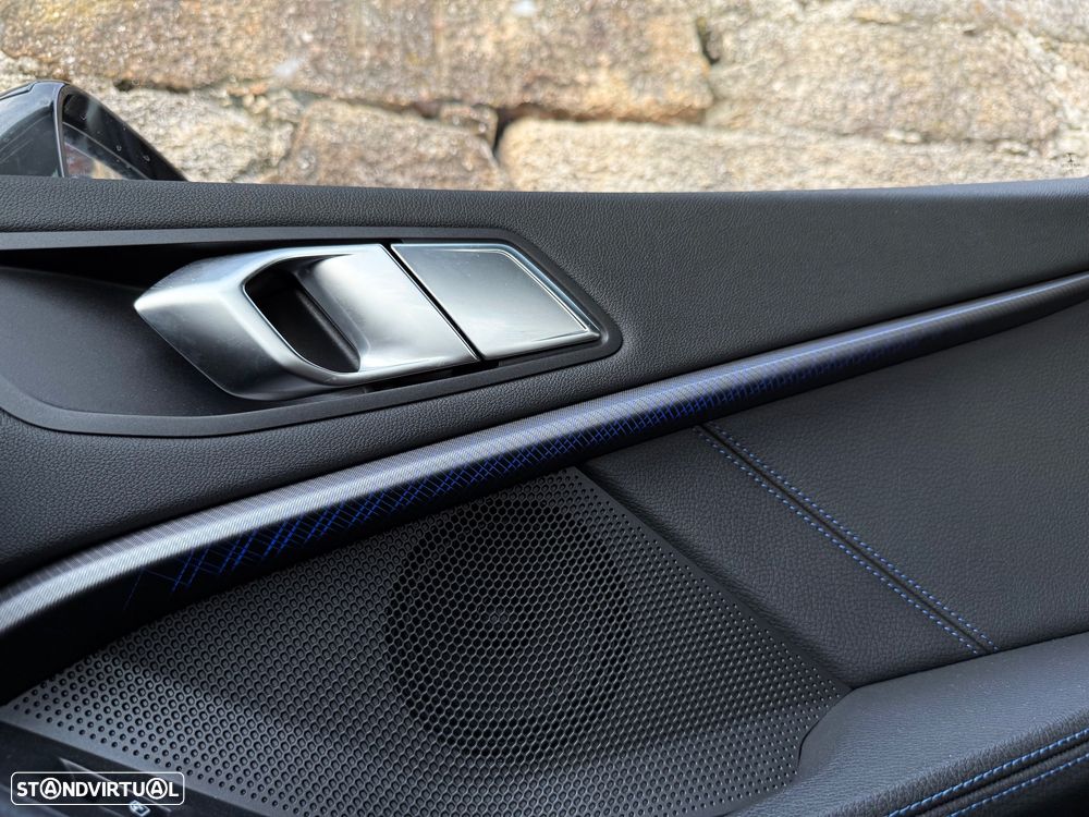 BMW 116 d Pack Desportivo M Auto - 44