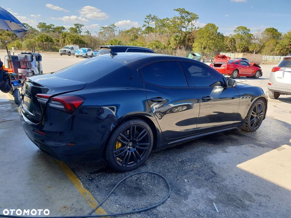 Maserati Ghibli S Modena - 3
