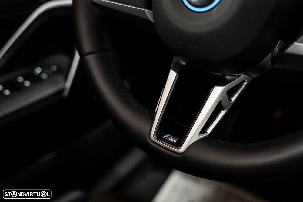 BMW X1 xDrive25e Pack Desportivo M - 24