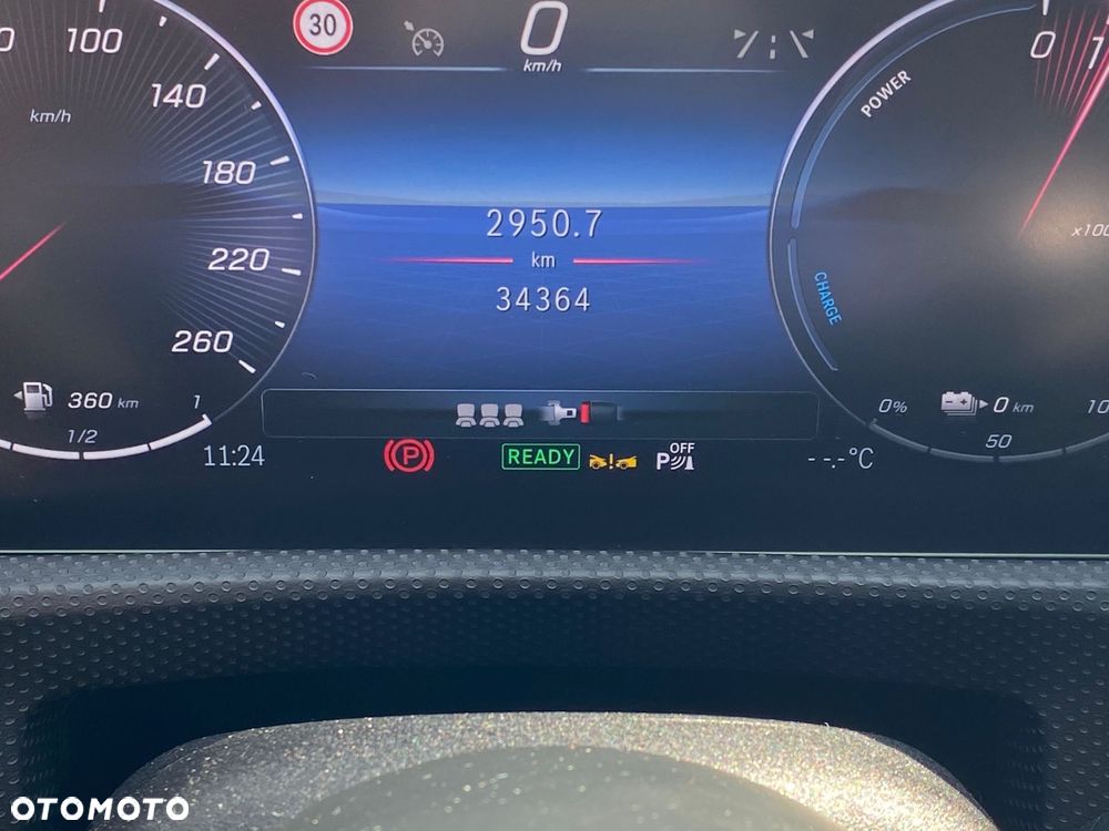 Mercedes-Benz Klasa A ver-250-e-phev-amg-line-8g--dct - 18