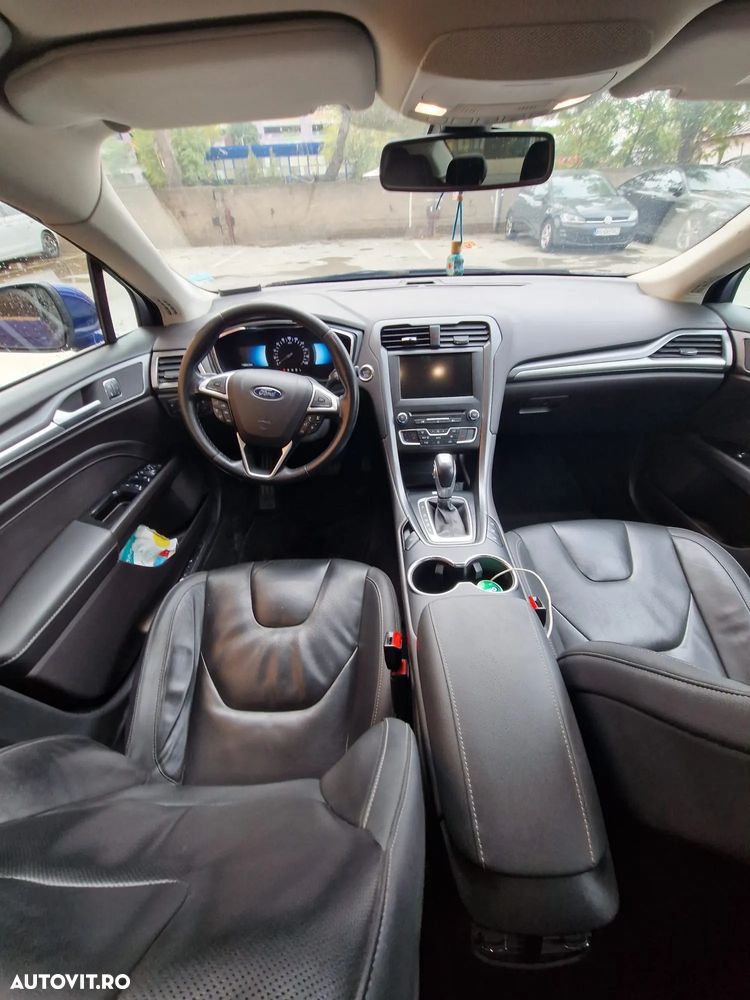 Ford Mondeo 2.0 HEV Titanium - 17