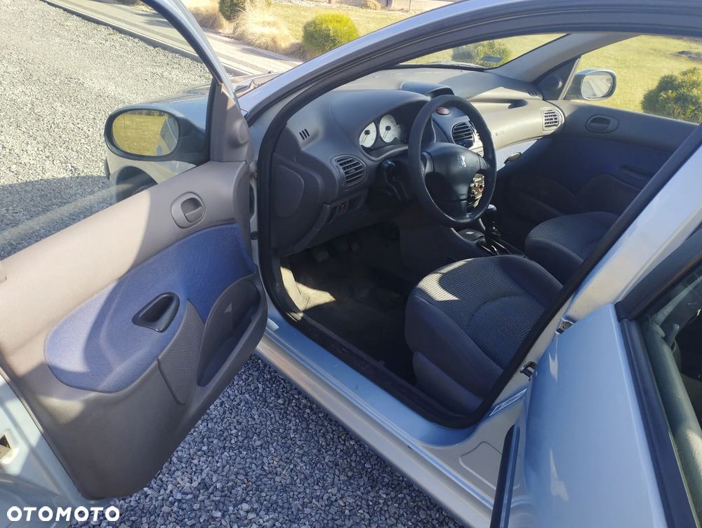 Peugeot 206 2.0 HDi XS - 8
