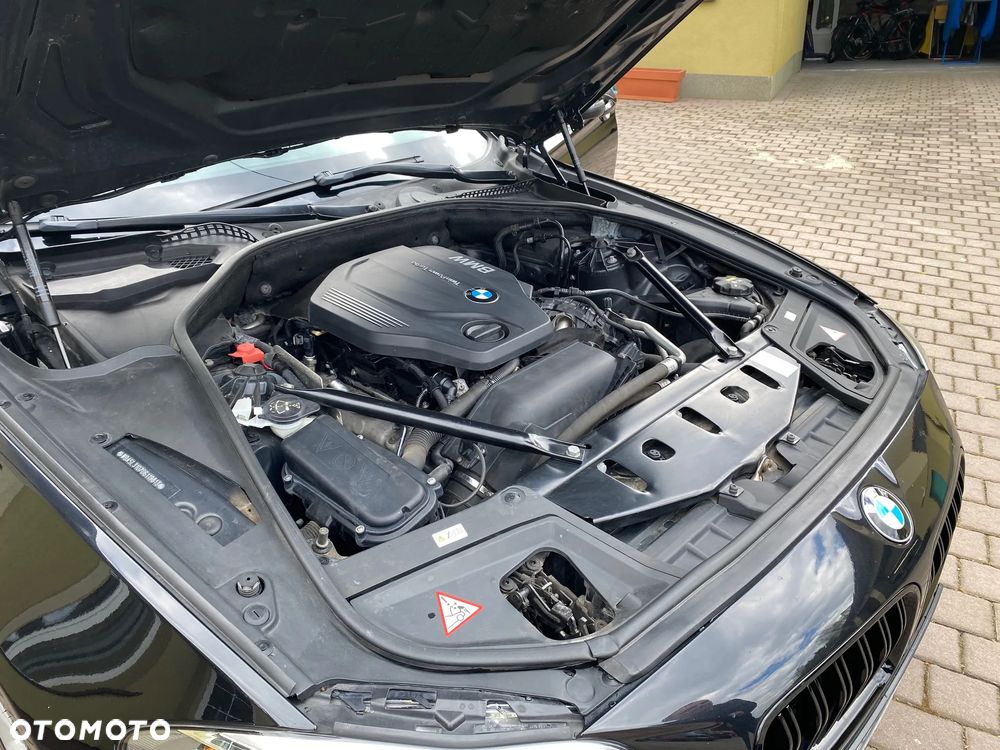 BMW Seria 5 520d - 19