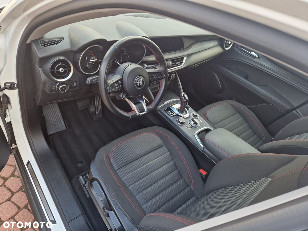 Alfa Romeo Stelvio 2.2 16V AT8 Super - 11
