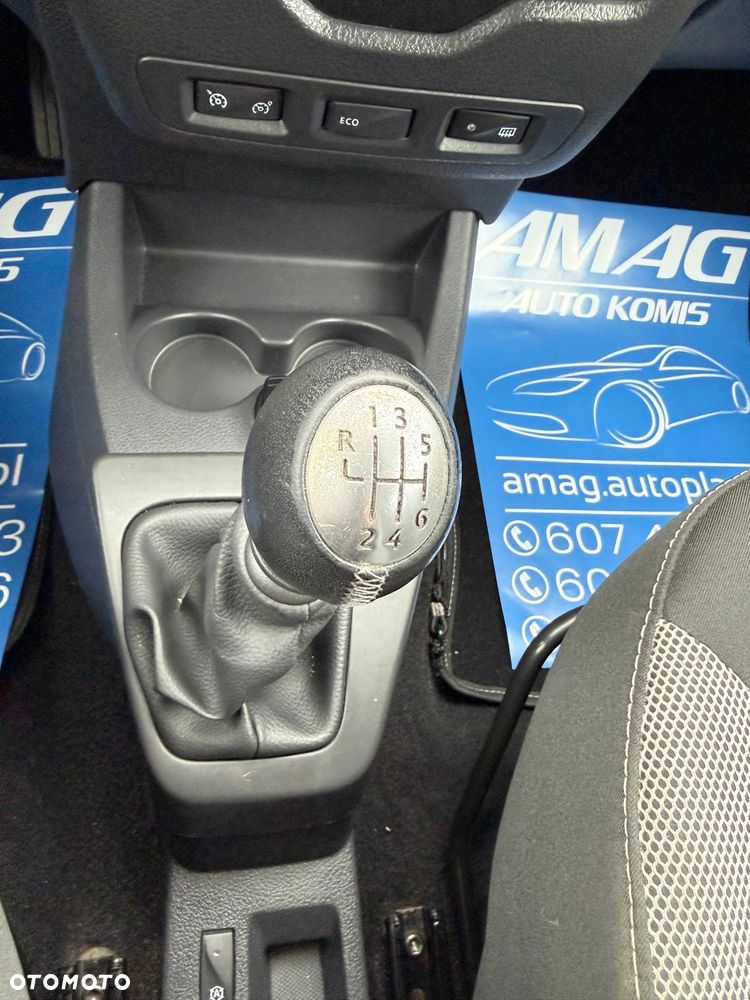 Dacia Lodgy dCi 110 Stepway Celebration - 28