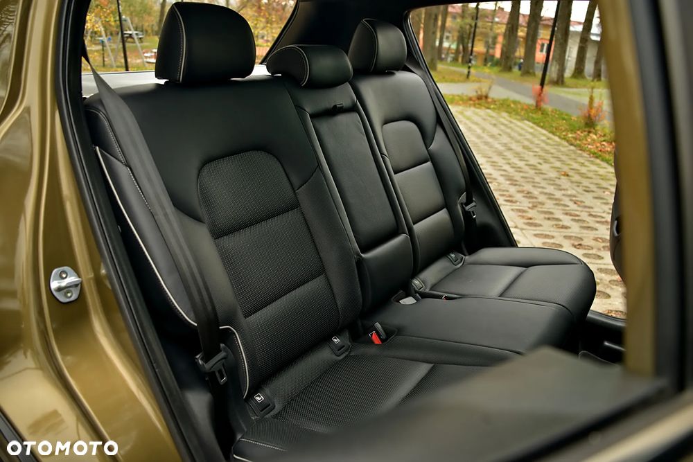 Kia Sportage 2,0 CRDI AWD GT Line - 38