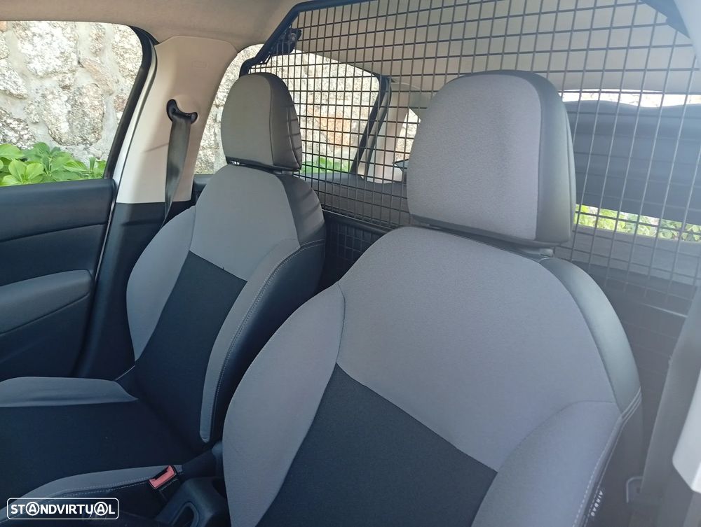 Citroën C3 1.4 HDI 2 Lugares - 13