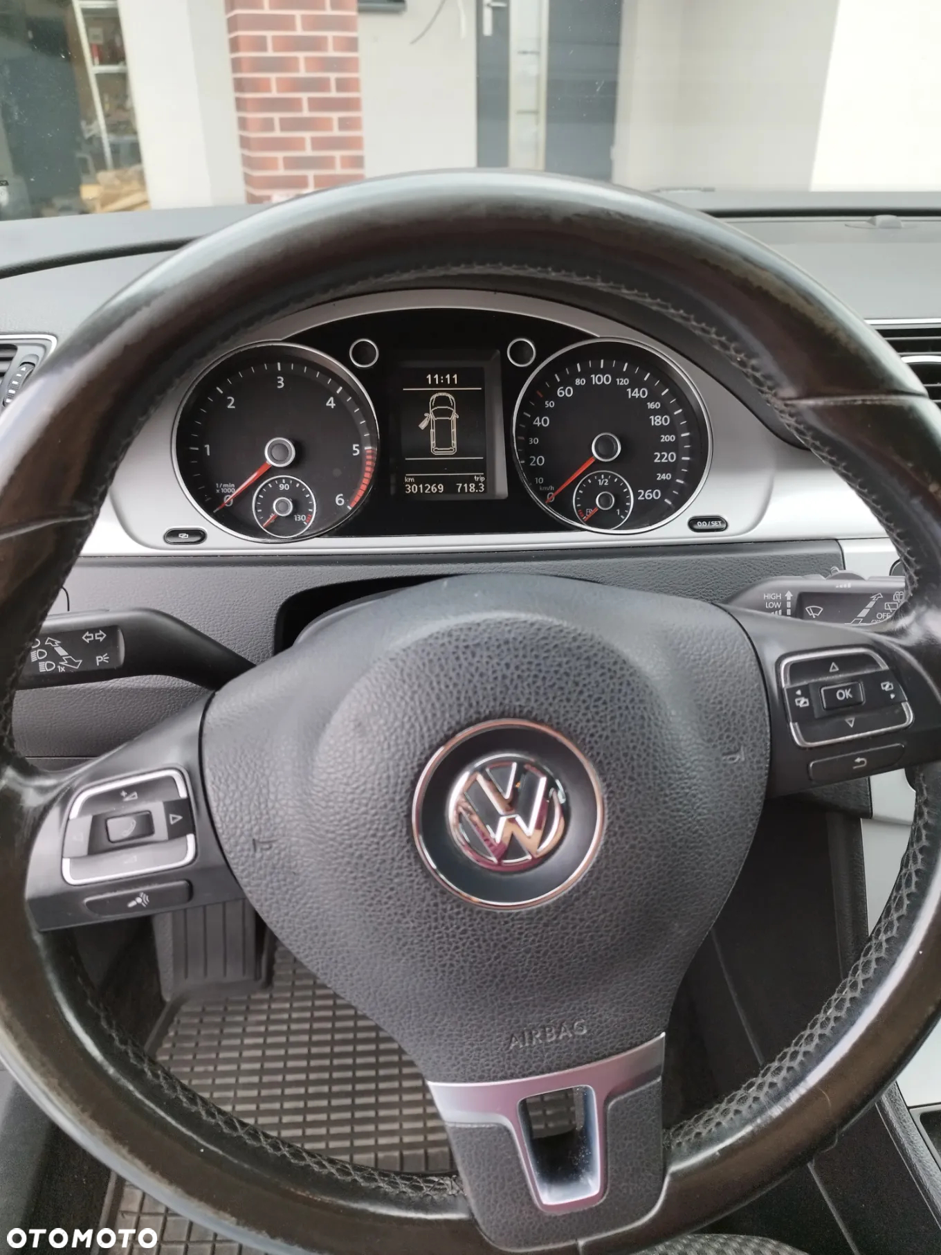 Volkswagen Passat 1.6 TDI Comfortline - 5