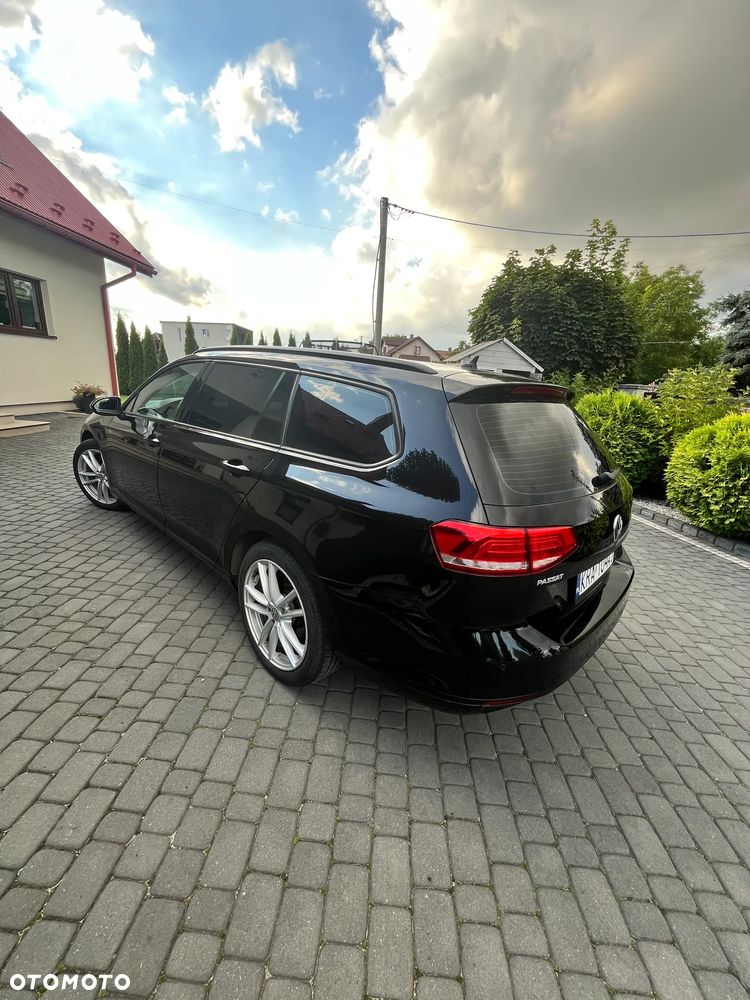 Volkswagen Passat - 5