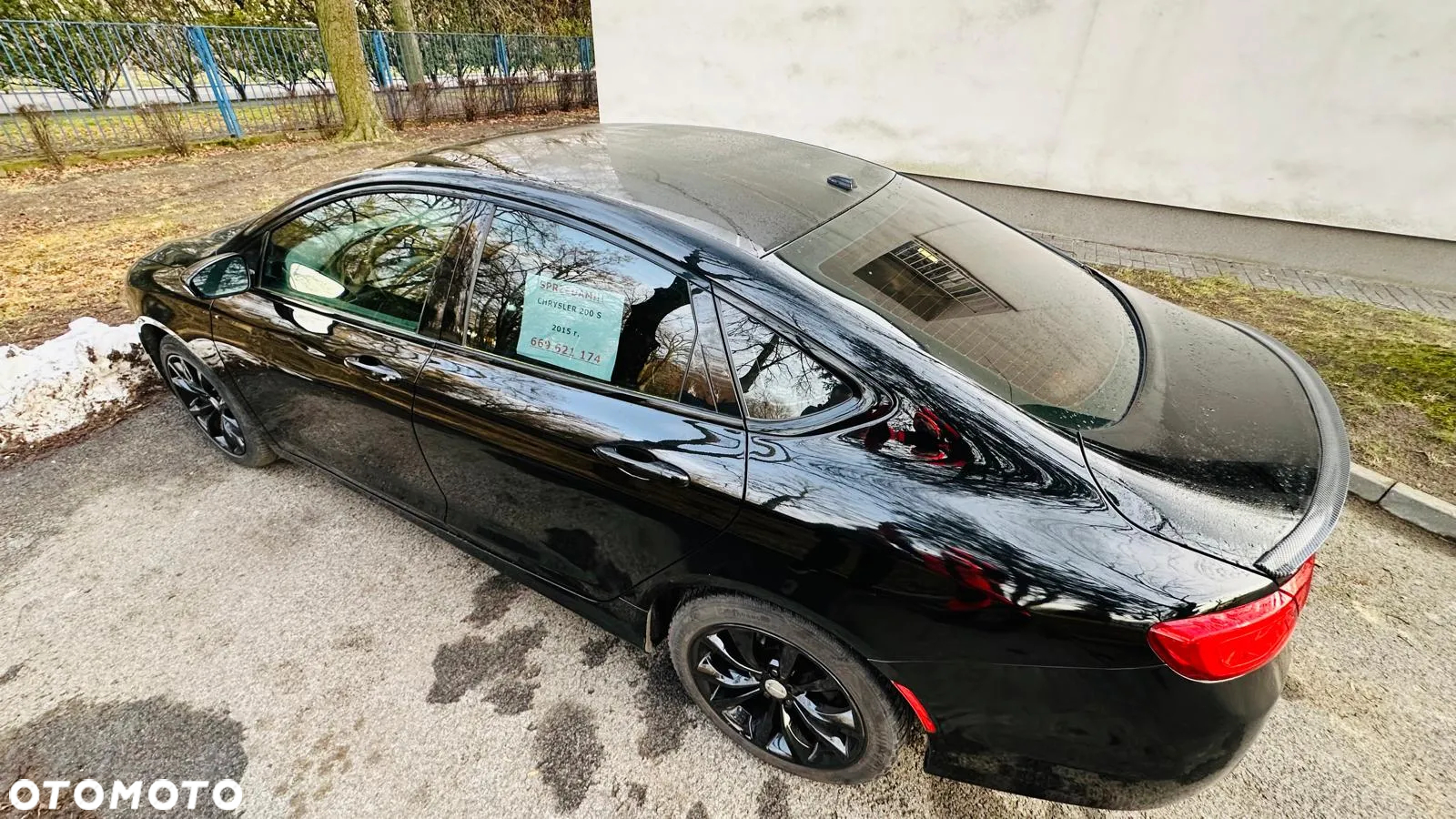 Chrysler 200 - 16