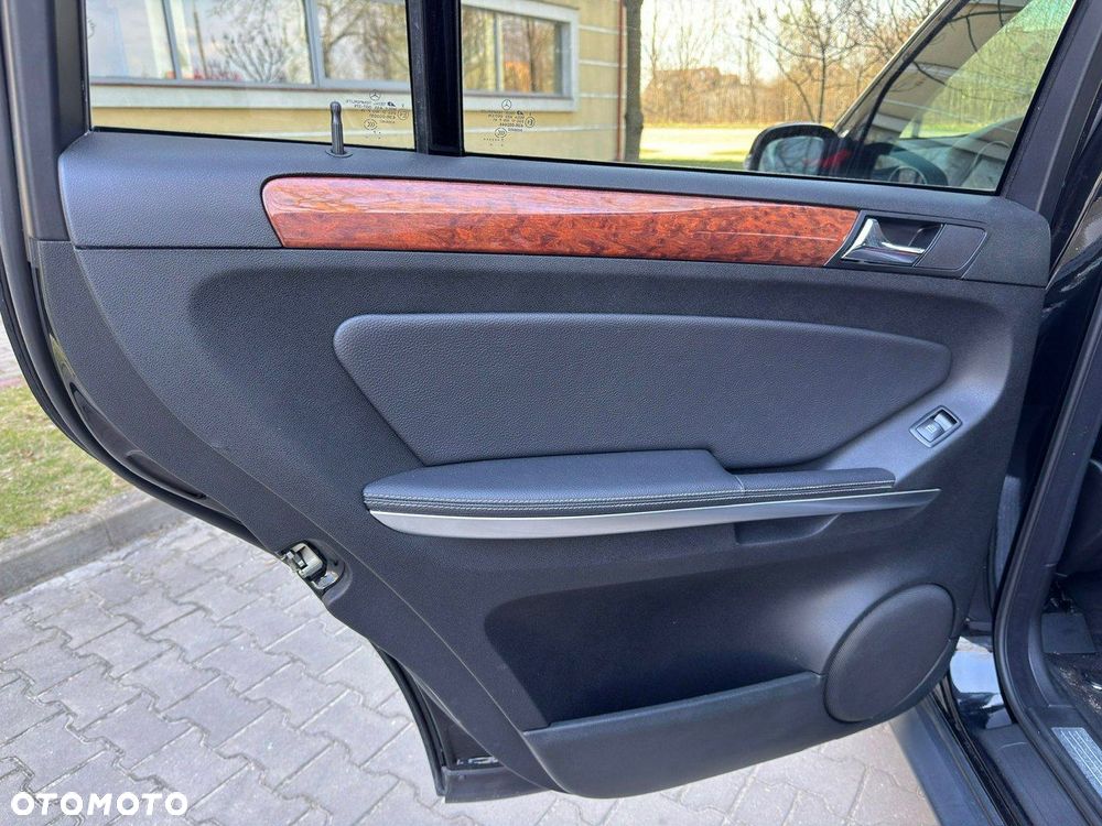Mercedes-Benz GL - 19