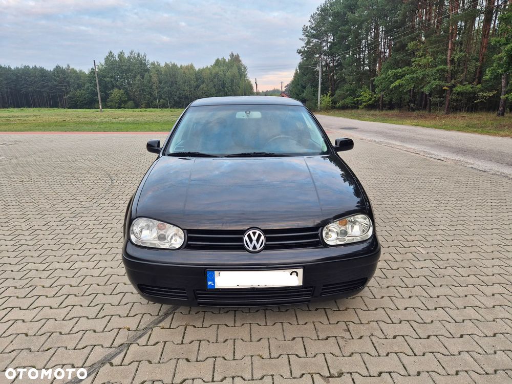 Volkswagen Golf 1.6 - 2