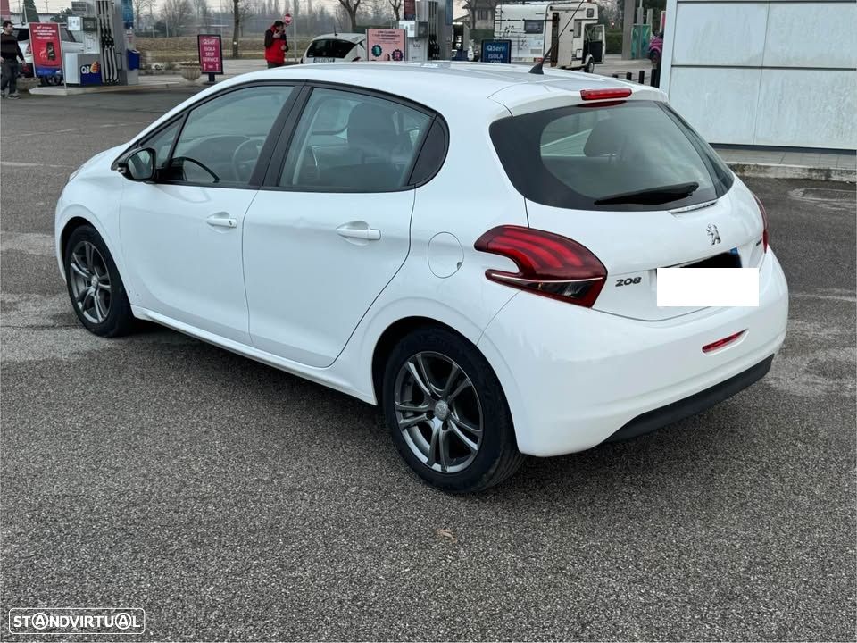 Peugeot 208 1.6 e-HDi Auto-Escola 85g - 3