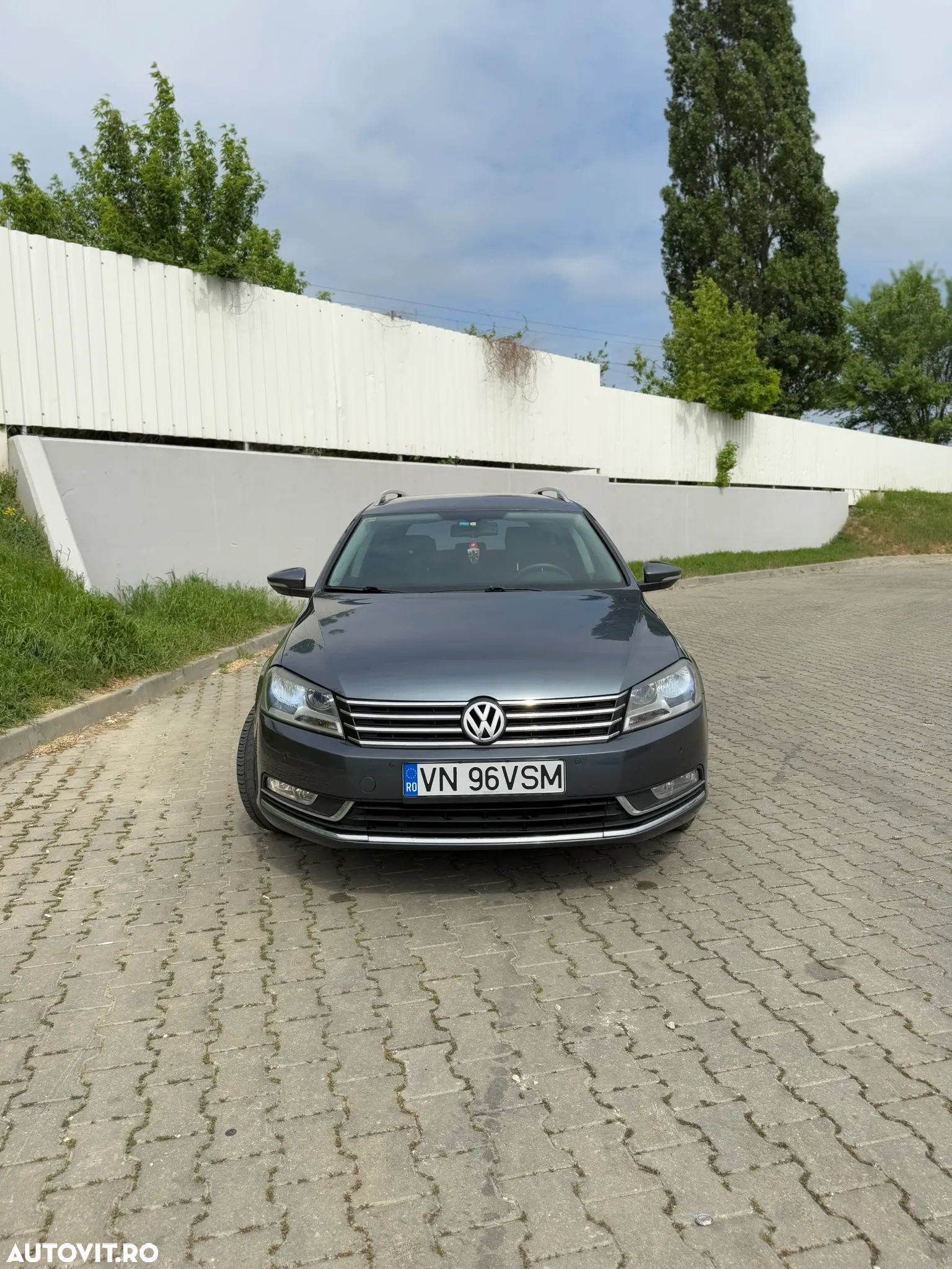 Volkswagen Passat Variant 2.0 TDI BlueMotion Technology Highline - 3