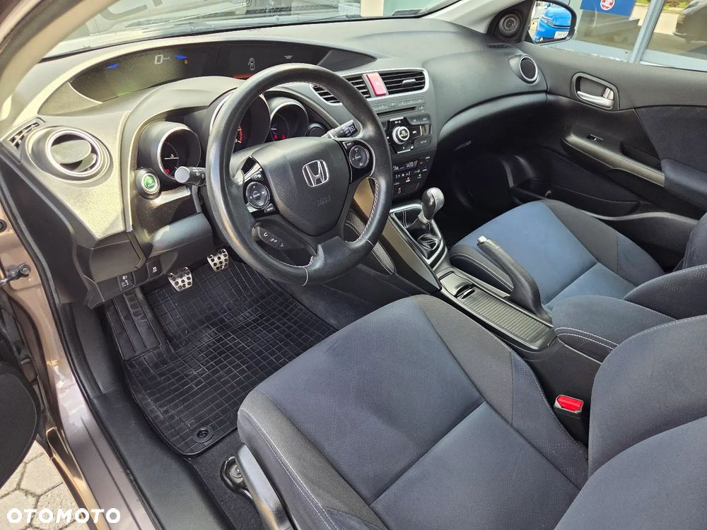 Honda Civic 1.8 Sport - 12
