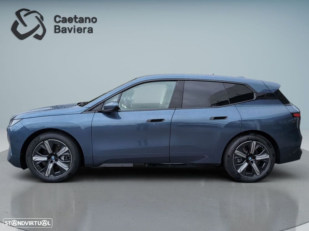 BMW iX xDrive 45 - 5