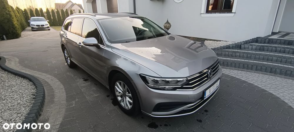 Volkswagen Passat 1.5 TSI EVO Business DSG - 1