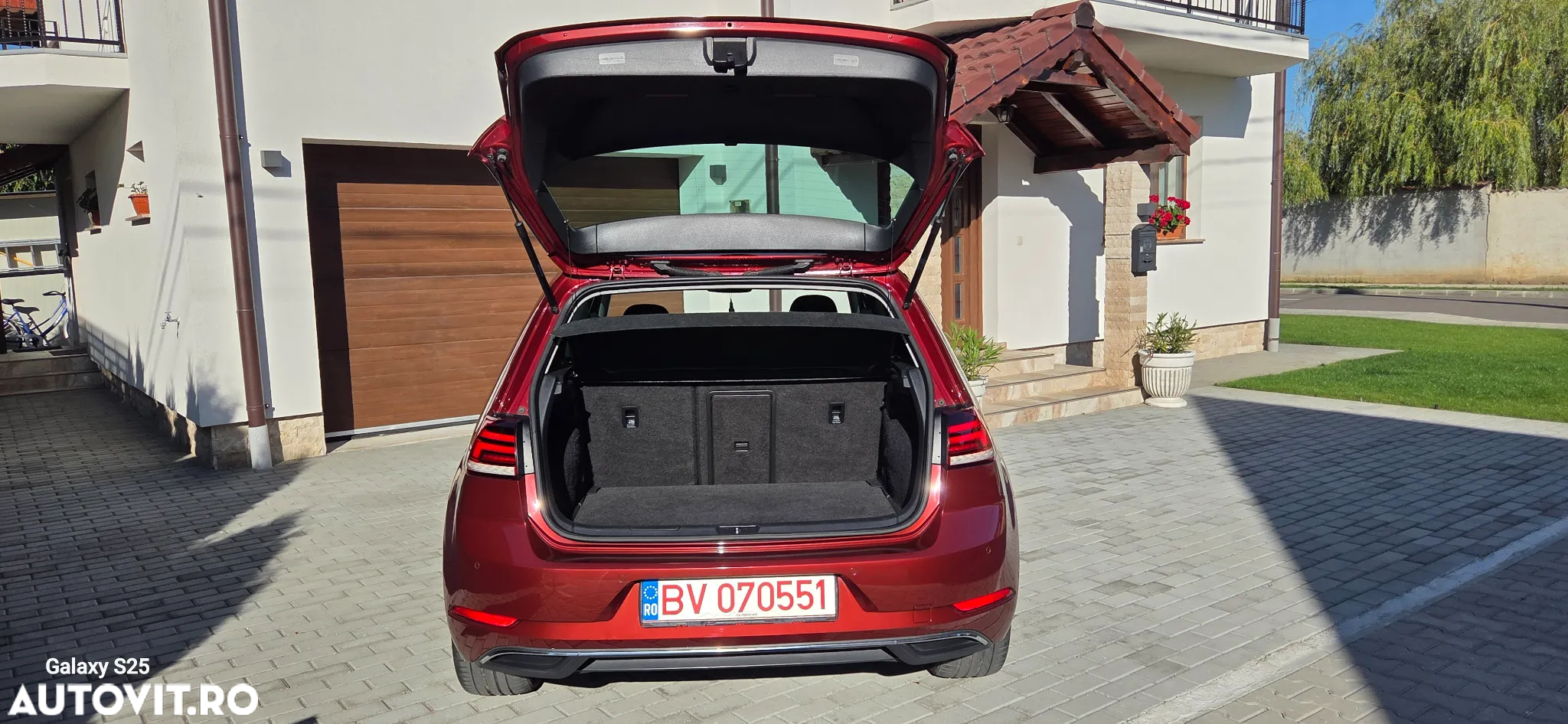 Volkswagen Golf 1.0 TSI OPF IQ.DRIVE - 11