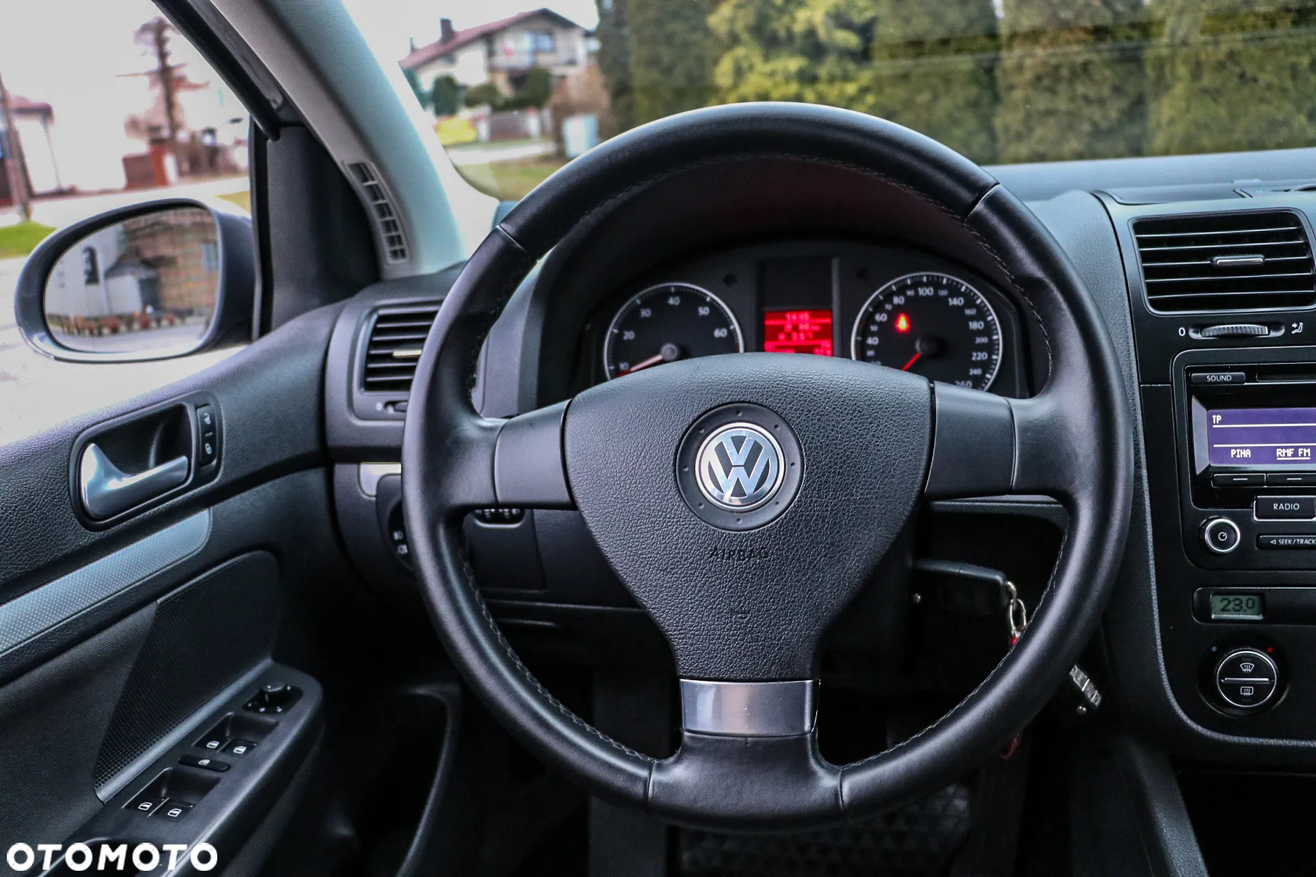 Volkswagen Golf 1.6 Tour Edition - 30