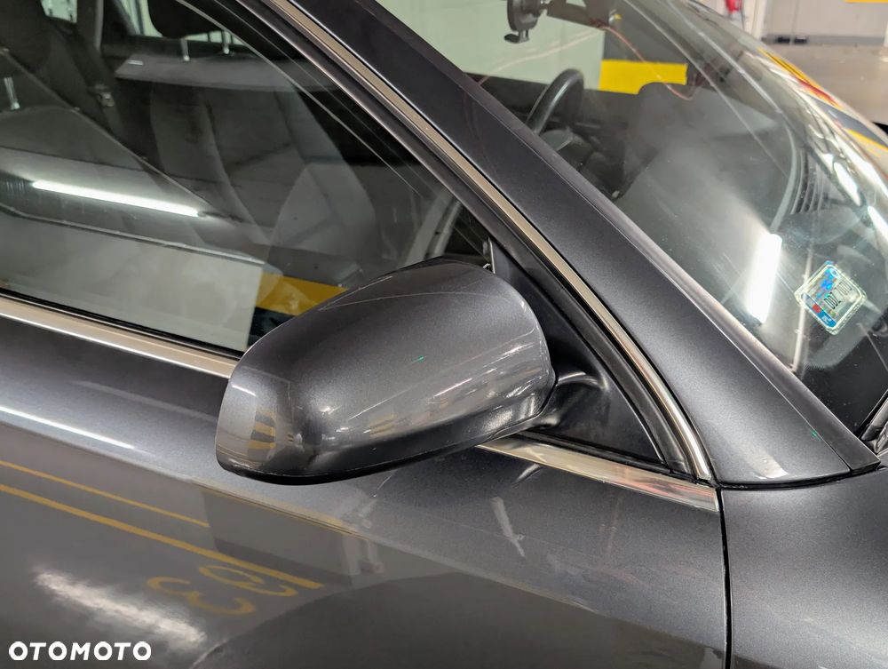 Audi A4 Limousine - 14