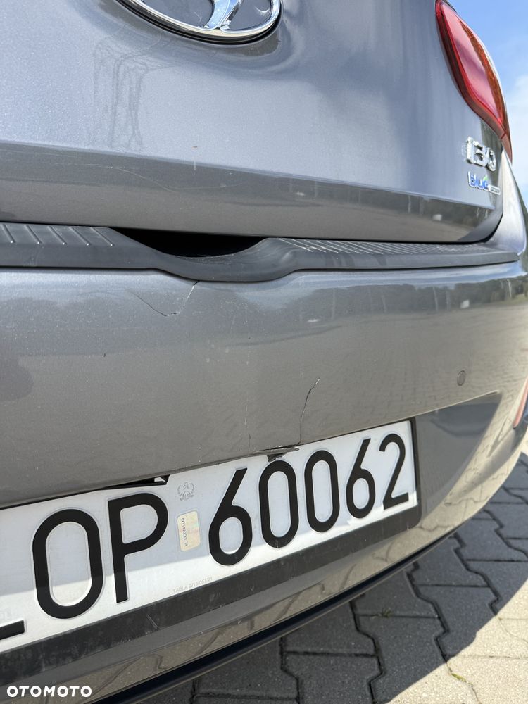 Hyundai i30 blue 1.6 CRDi Classic - 11