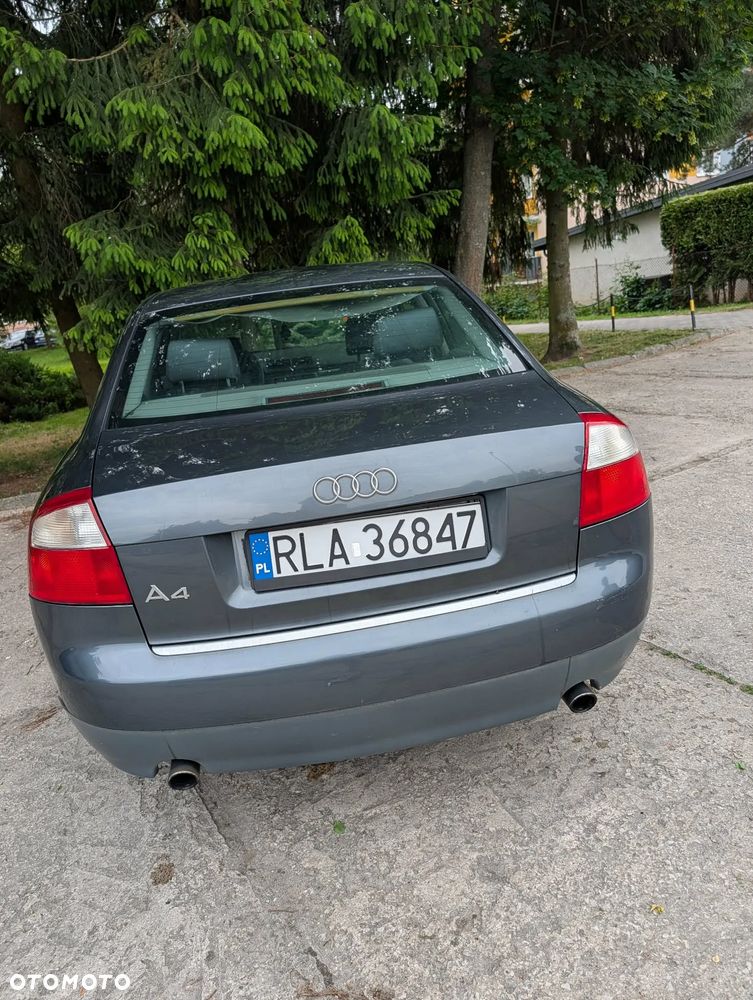 Audi A4 Limousine 1.8T - 8