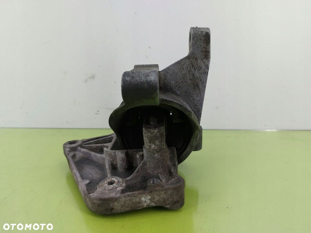 Poduszka skrzyni biegów łapa Audi A2 1999-2005 1,4 TDI 8Z0199565 ORYGINAŁ - 6