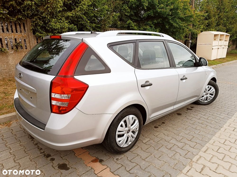 Kia Ceed 1.6 CVVT LX - 10