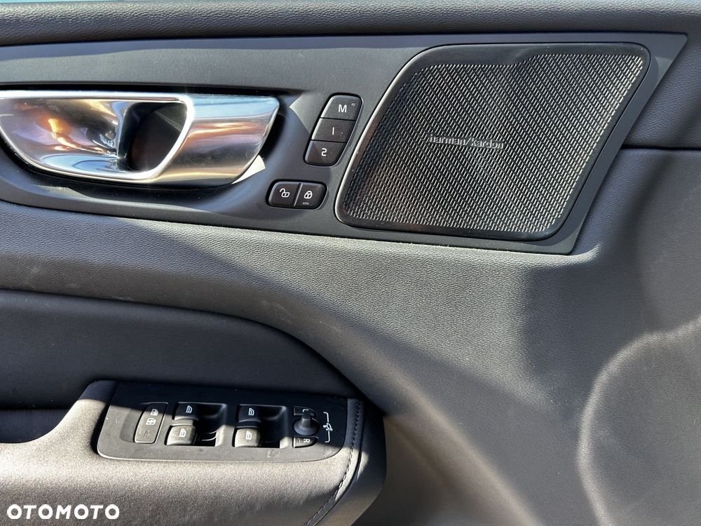 Volvo XC 60 - 20