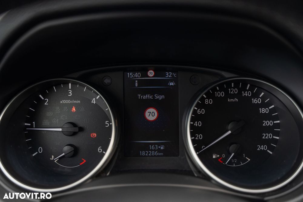 Nissan Qashqai - 26