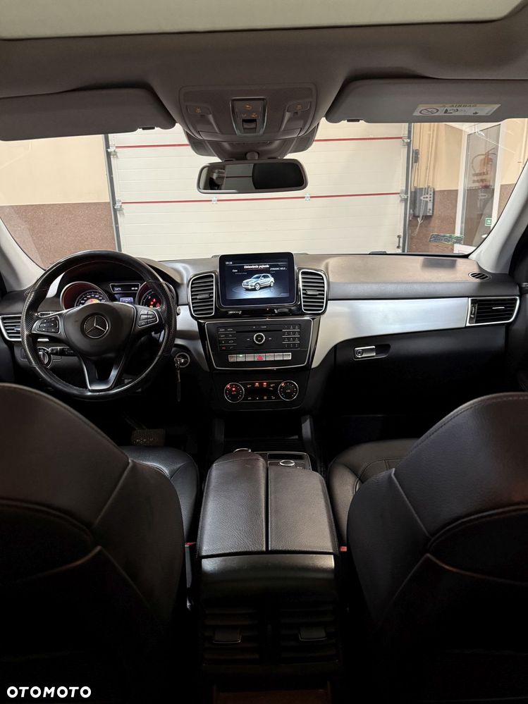Mercedes-Benz GLE 250 d 9G-TRONIC AMG Line - 10